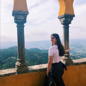 Meet your Posher, Sofia